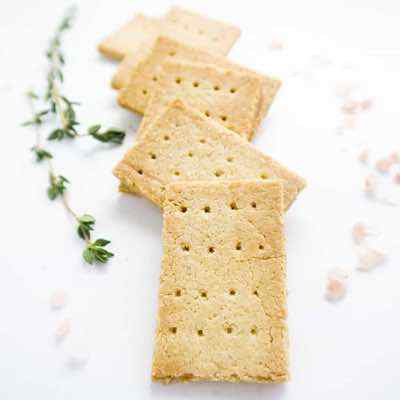 Low Carb Paleo Crackers