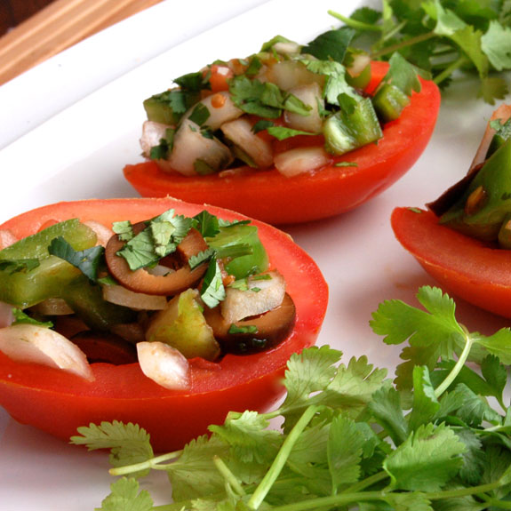 Salsa Bowl With Lid