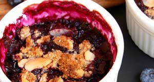 blueberry crisp