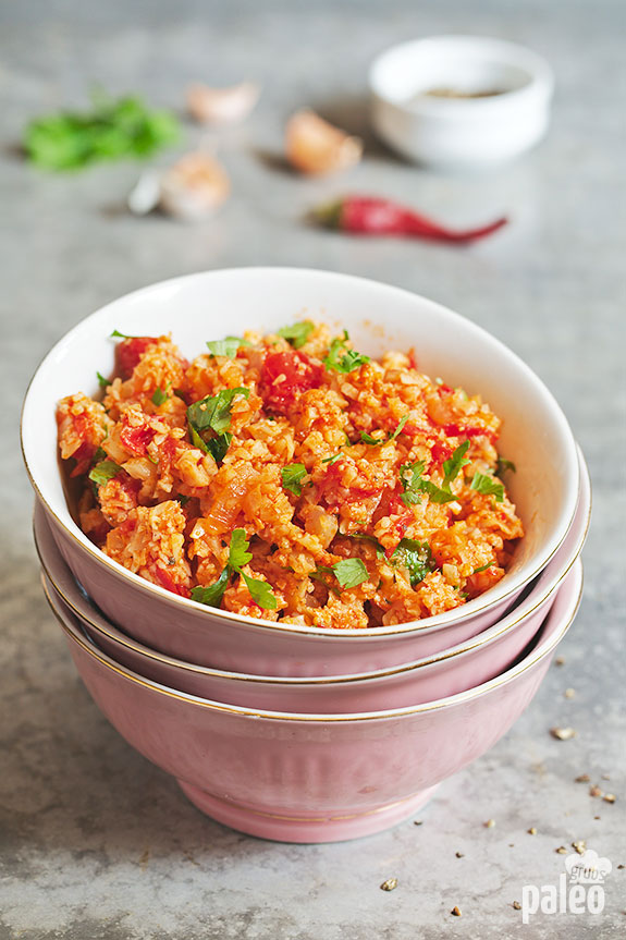 Next time you want a low carb substitute for that delicious spicy, tomatoey, garlicky mexican rice, try our low carb Mexican cauliflower rice! It is just as tasty as regular Mexican rice, but so much healthier and only has wholesome ingredients.