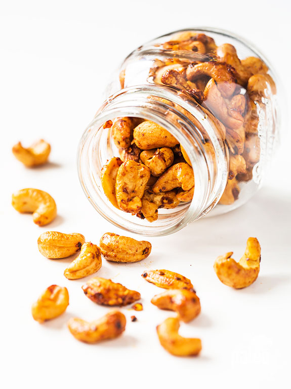 spicy roasted cashews