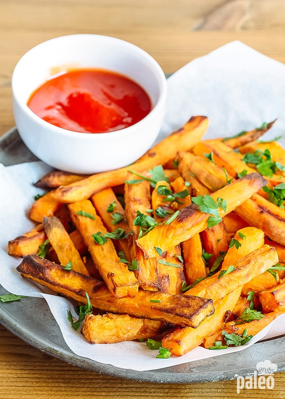 Garlic Sweet Potato Fries | Paleo Grubs