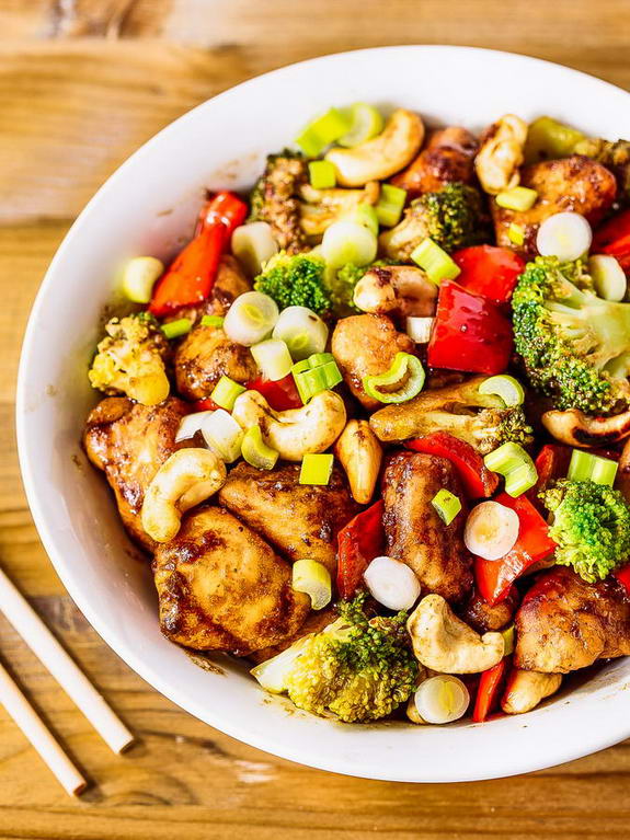 The Most Addictive Cashew Chicken Ever And It S Healthy