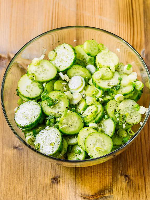 Quick Cucumber-Dill Salad - Traffic Light Cook