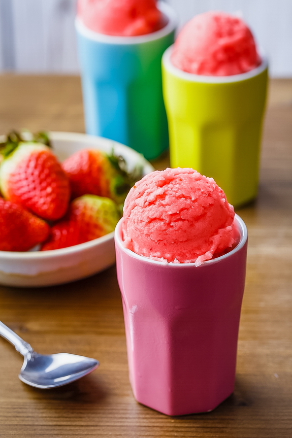 Cooling off with this strawberry sorbet is one thing that gets me through a hot summer's day. Refreshing!