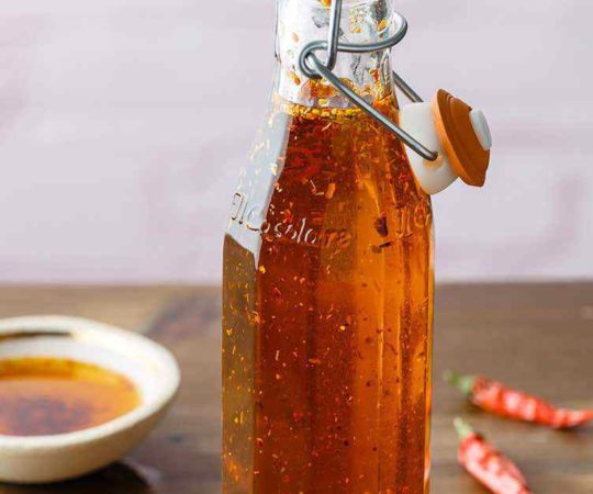 How to Make Hot Chili Oil at Home
