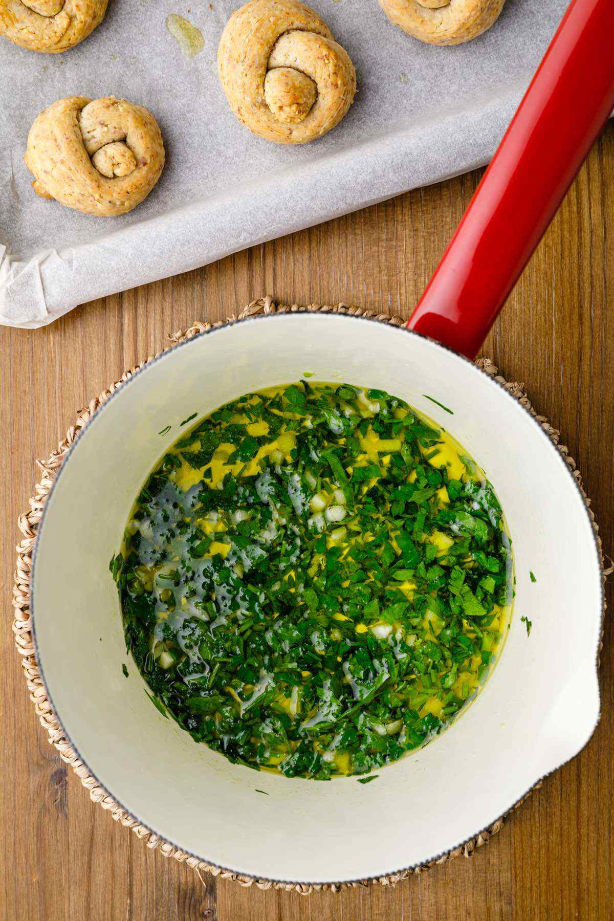 making garlic coating