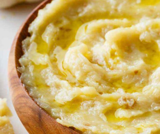 3 Ingredient Garlic Spread