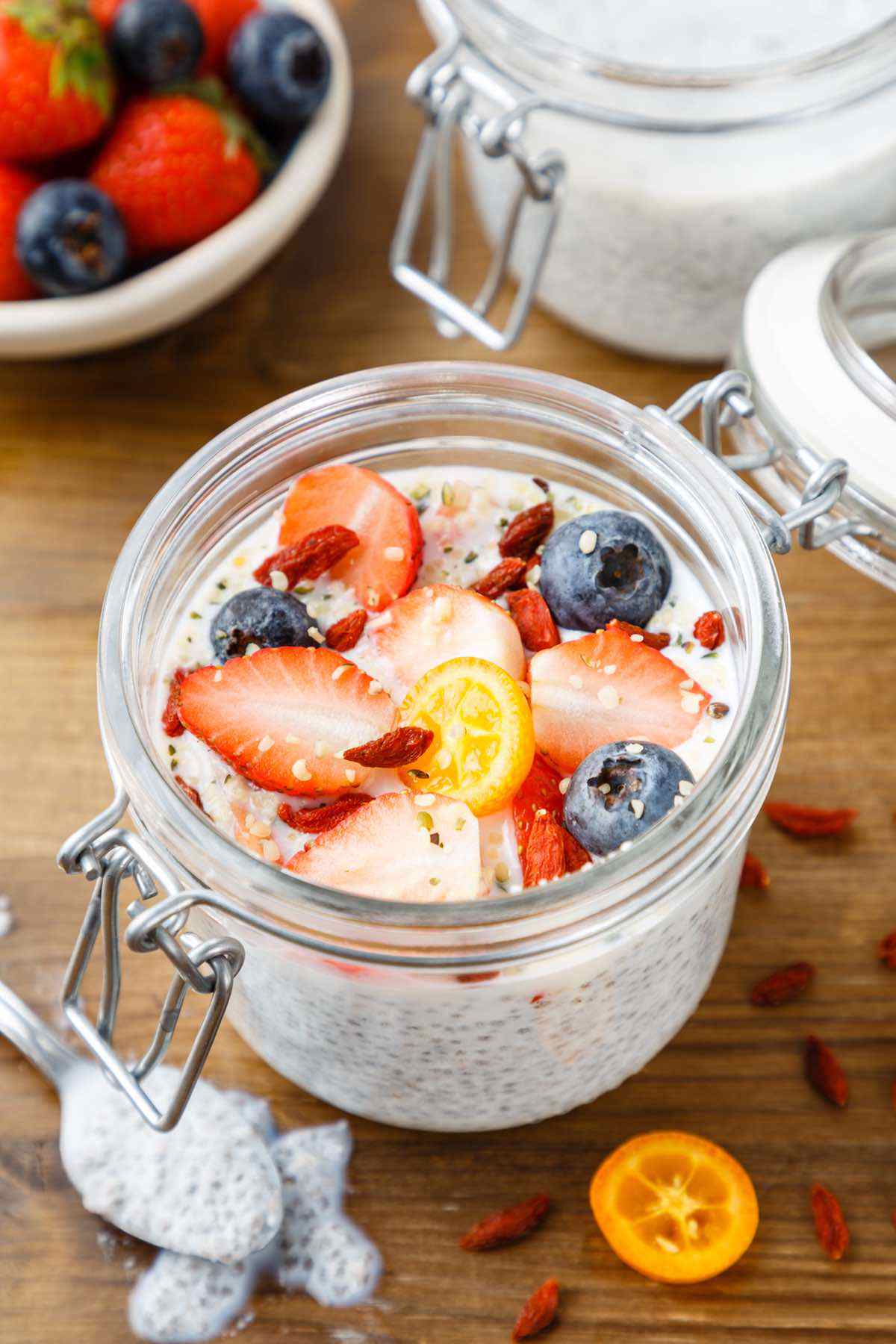 Overnight Paleo Oatmeal - Filling, Nutrient-Dense Paleo Breakfast ...