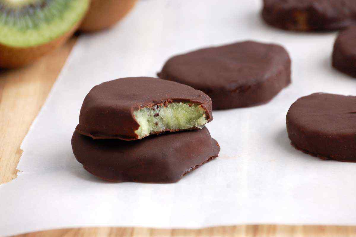 Chocolate Kiwi Bites