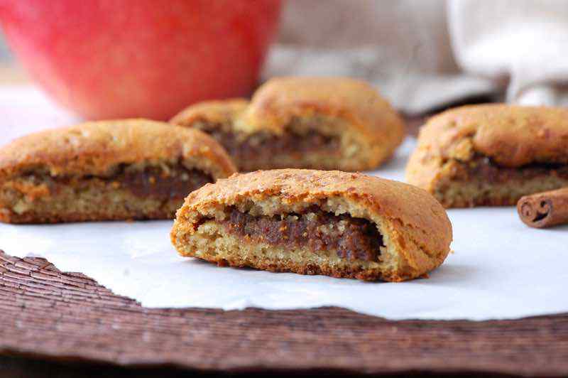 Apple Cinnamon Paleo Fig Newtons