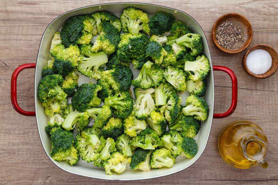 Garlic Roasted Broccoli and Ground Beef Casserole - Paleo Grubs