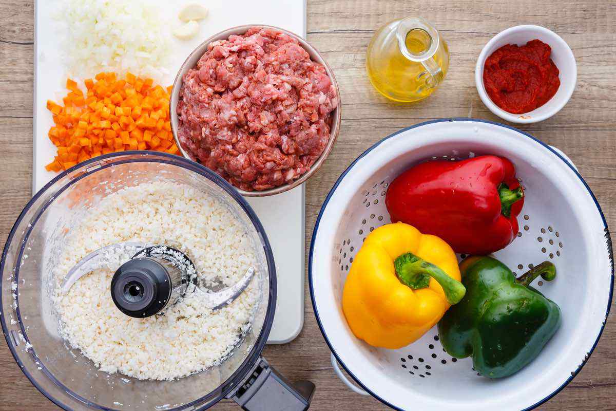 Paleo Ground Beef Stuffed Peppers