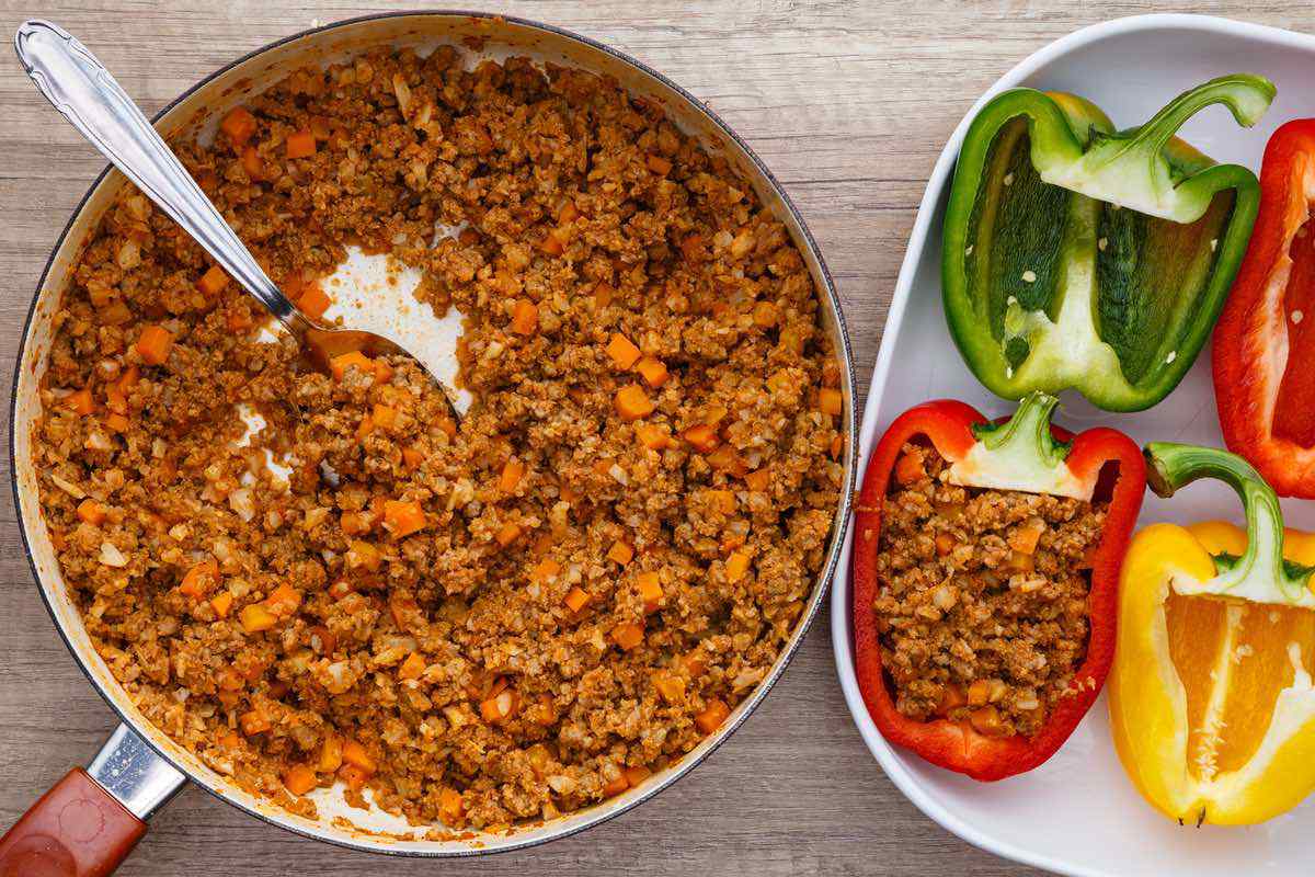 Paleo Ground Beef Stuffed Peppers