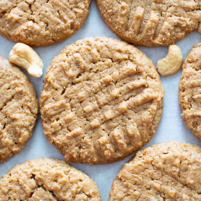 4 Ingredient Paleo Vegan Cashew Butter Cookies