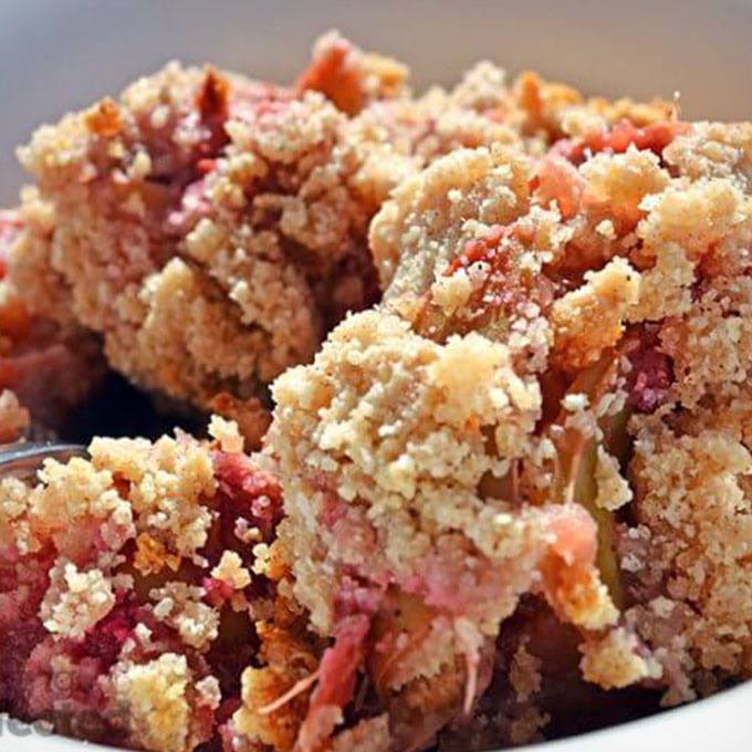 Crunchy Paleo Rhubarb Crisp