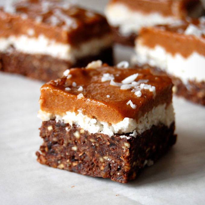 https://paleogrubs.com/wp-content/uploads/2020/05/No-Bake-Paleo-Pumpkin-Bars.jpg