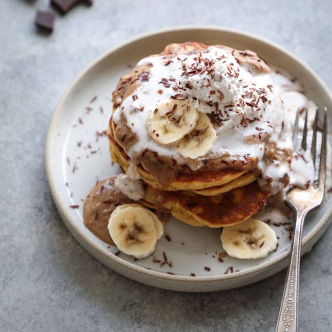 25 Best Paleo Pancakes of All-Time - Banana, Pumpkin, Coconut Flour + More