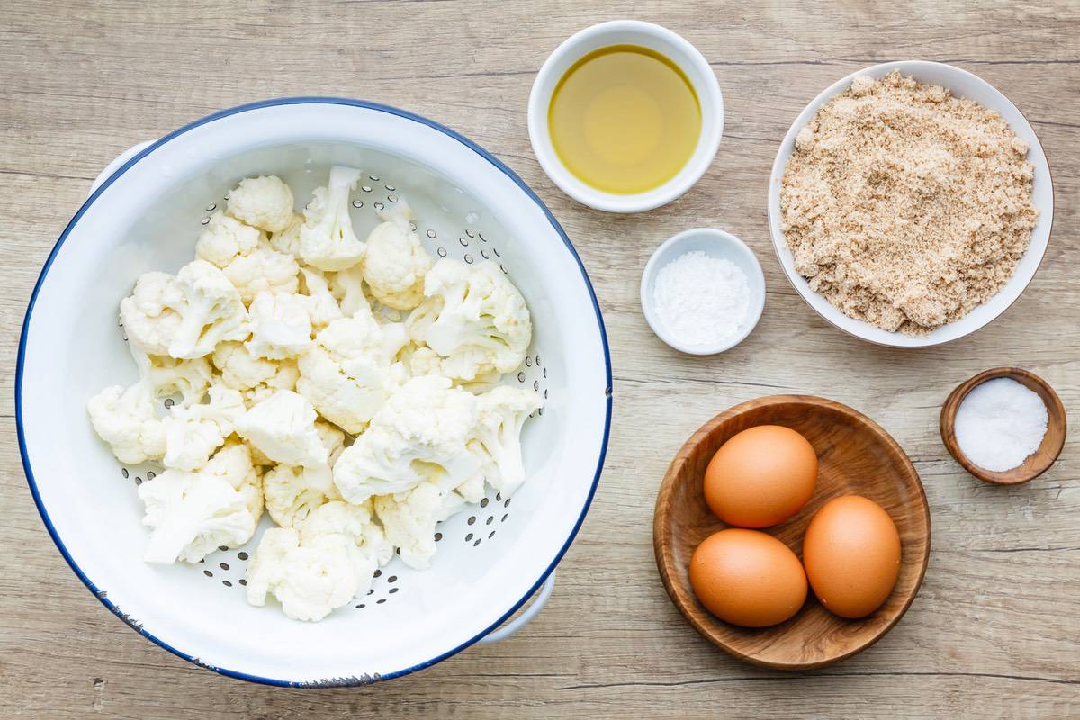 garlic cauliflower breadsticks