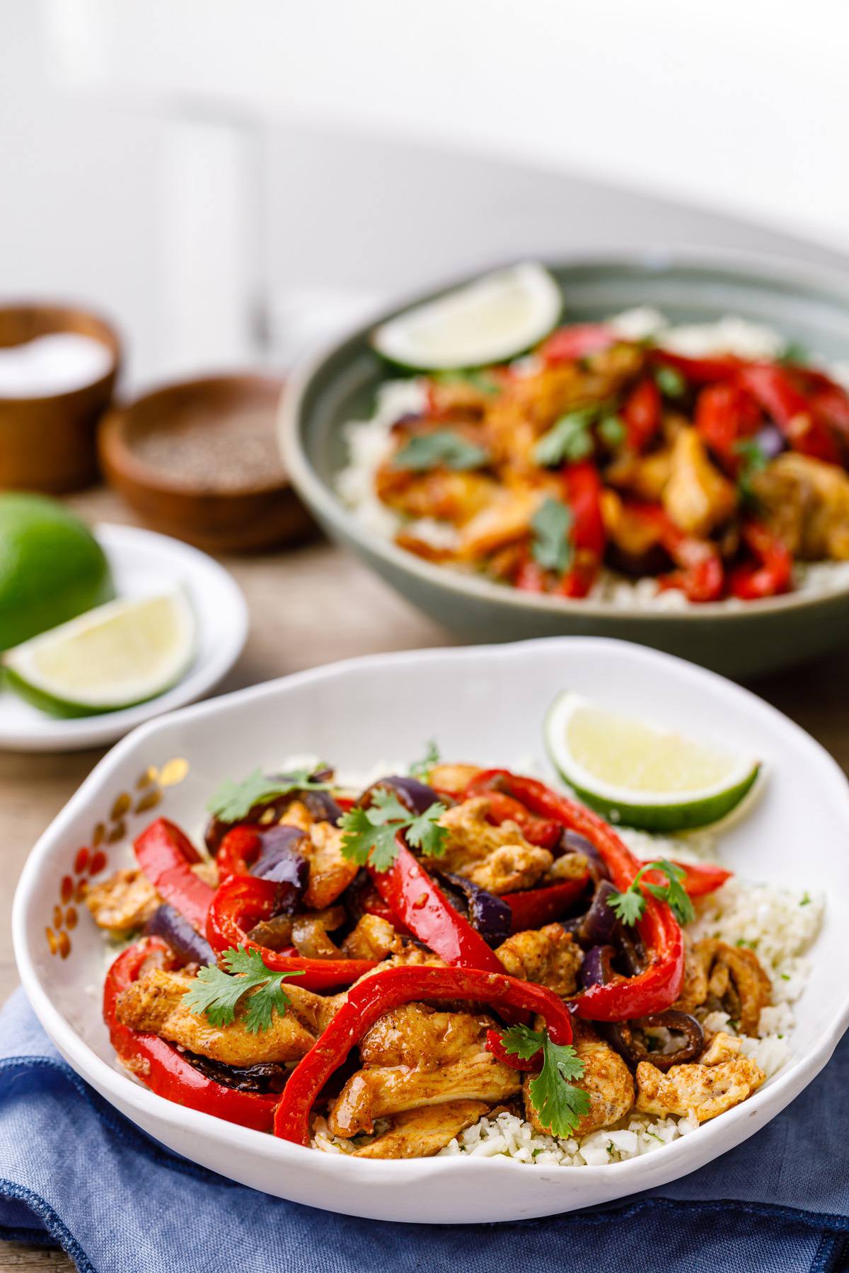 cilantro cauliflower rice chicken bowl